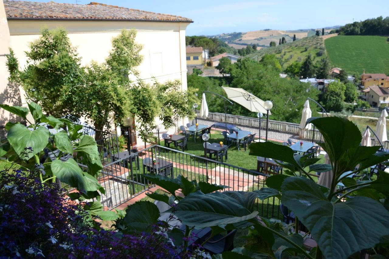 Palazzo Ducale Hotel Castilenti Eksteriør billede